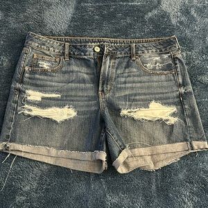 American Eagle Tom Girl Midi Shorts